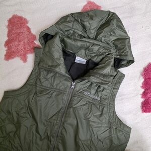 Columbia Green Vest